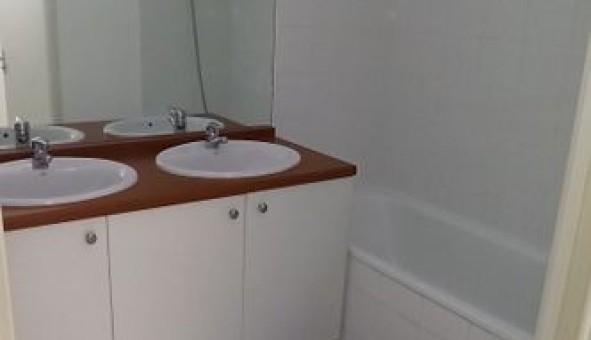 Logement �tudiant T3 &agrave; Bordeaux (33300)