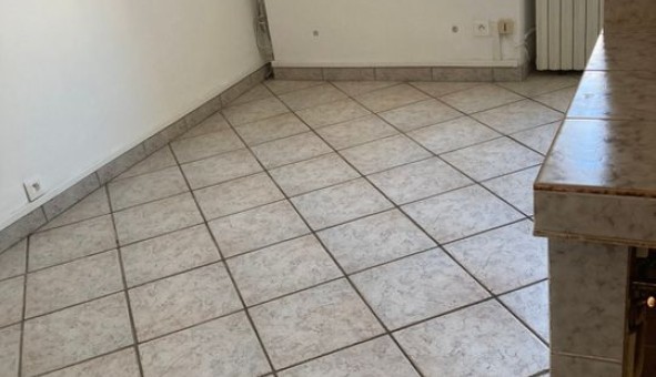 Logement �tudiant T3 &agrave; Bordeaux (33300)