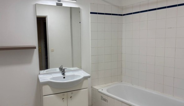 Logement �tudiant T3 &agrave; Bordeaux (33300)