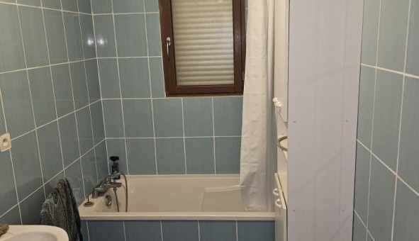 Logement tudiant T3 à Bosse (37240)