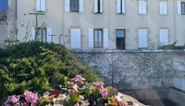 Logement tudiant T3 à Bourbon Lancy (71140)