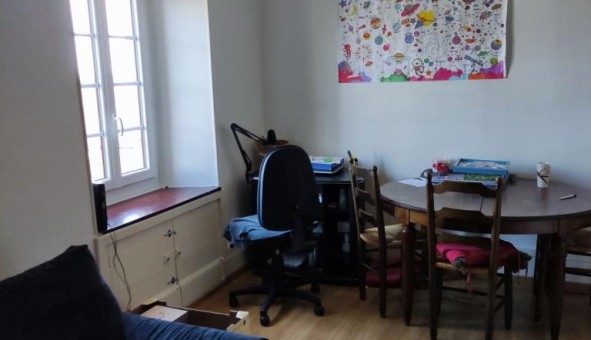 Logement tudiant T3 à Bourbon Lancy (71140)