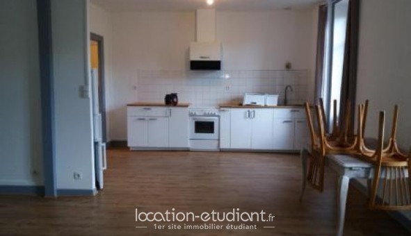 Logement étudiant T3 à Bourg de Thizy (69240)