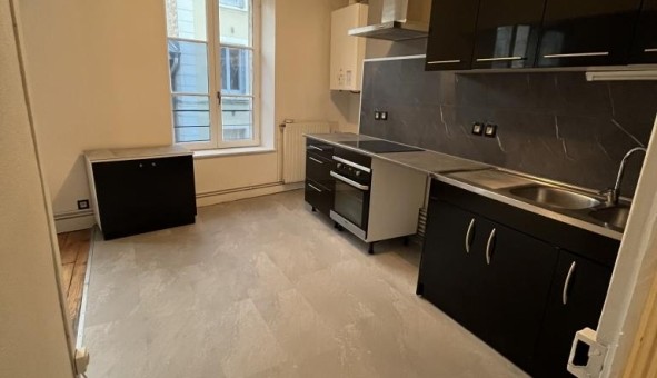 Logement tudiant Location T3 Vide Bourg en Bresse (01000)