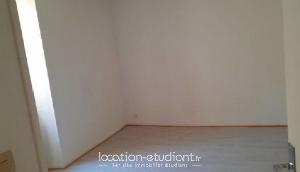 Logement �tudiant T3 &agrave; Bourg (33710)