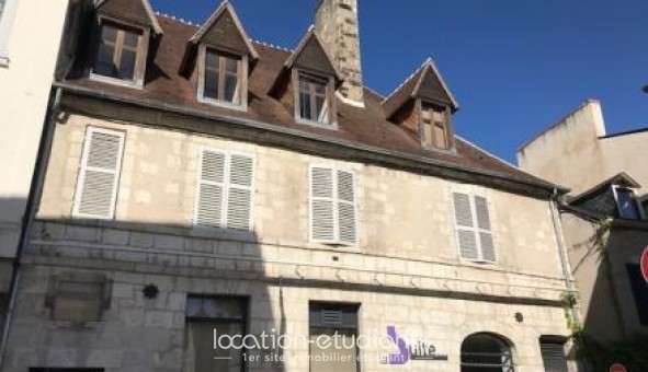 Logement étudiant T3 à Bourges (18000)