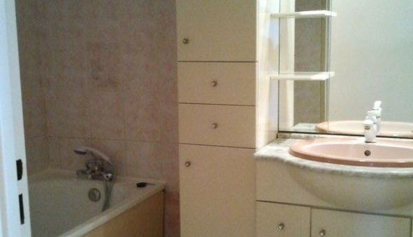 Logement tudiant T3 à Bourges (18000)