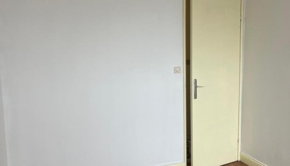 Logement tudiant T3 à Bourges (18000)