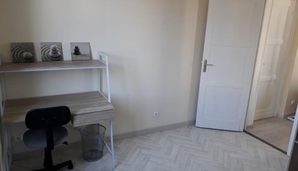 Logement tudiant T3 à Bourges (18000)