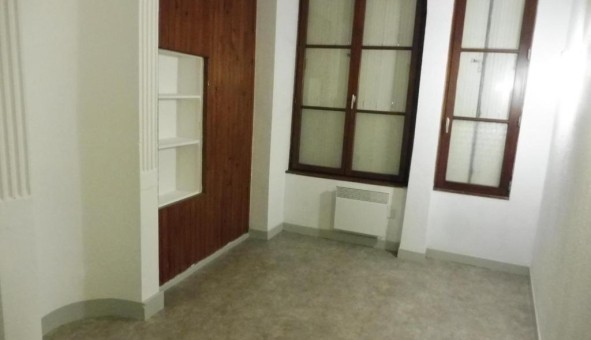 Logement étudiant T3 à Brethenay (52000)