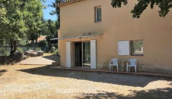 Logement étudiant T3 à Brignoles (83170)