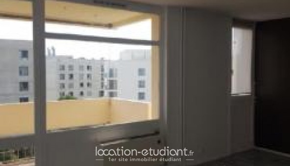 Logement tudiant T3 à Bron (69500)