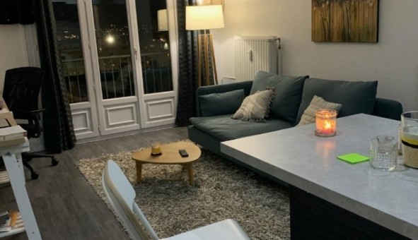 Logement tudiant T3 à Bron (69500)