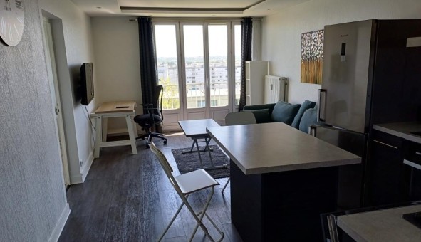 Logement tudiant T3 à Bron (69500)