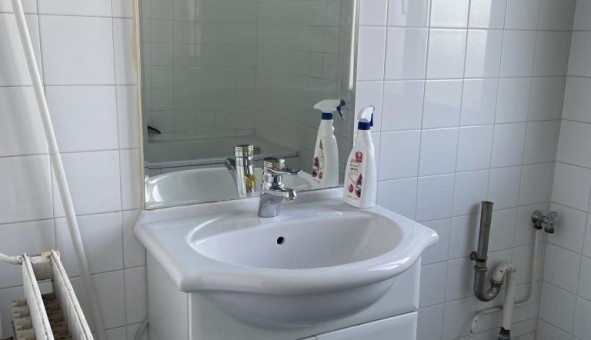 Logement tudiant T3 à Bron (69500)