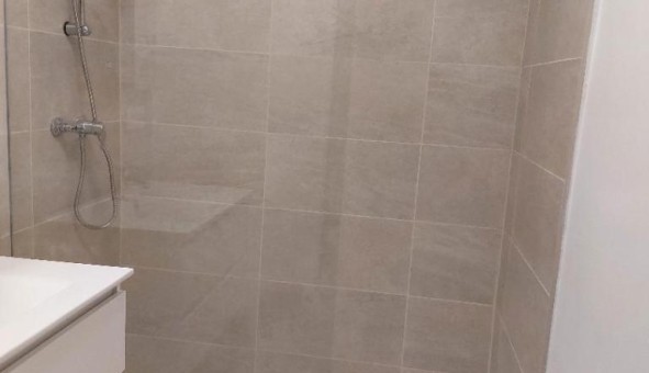 Logement �tudiant T3 &agrave; Bron (69500)