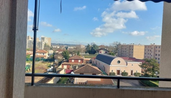 Logement �tudiant T3 &agrave; Bron (69500)