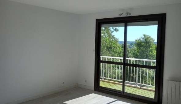 Logement tudiant T3 à Bussac sur Charente (17100)
