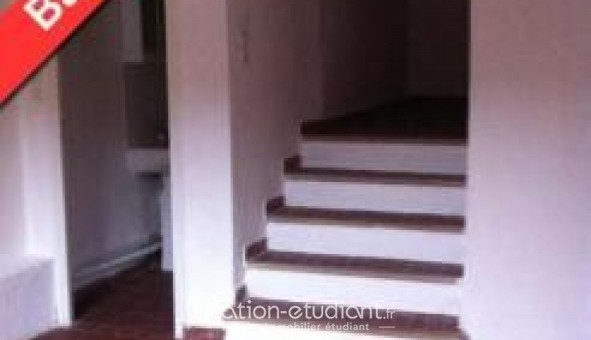 Logement �tudiant T3 à Cabasse (83340)