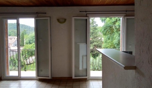 Logement tudiant T3 à Cabasse (83340)