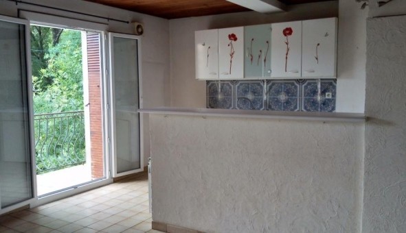Logement tudiant T3 à Cabasse (83340)
