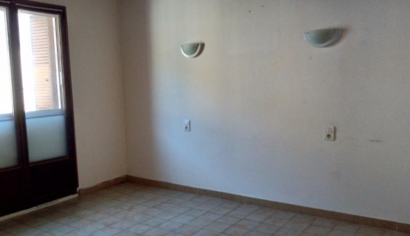 Logement tudiant T3 à Cabasse (83340)