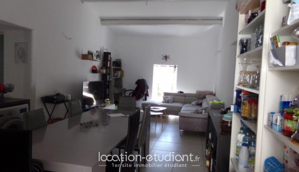Logement �tudiant T3 &agrave; Cabri�res (30210)