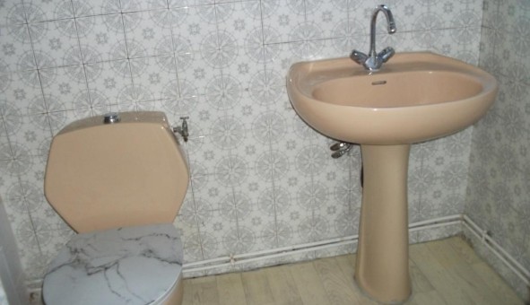 Logement �tudiant T3 &agrave; Cabri�s (13480)