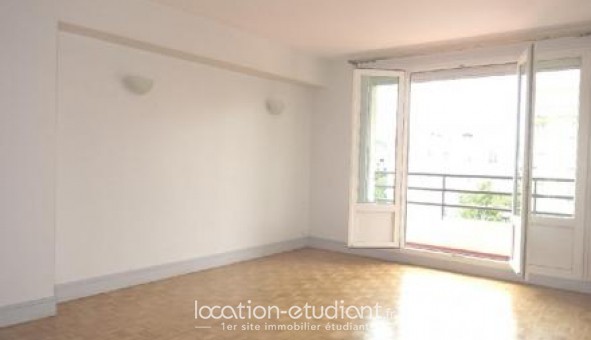 Logement étudiant T3 à Cachan (94230)