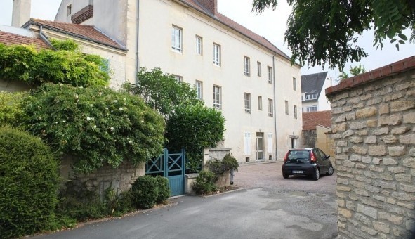 Logement tudiant T3 à Caen (14000)