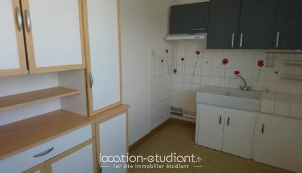 Logement tudiant T3 à Cahors (46000)