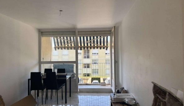 Logement tudiant T3 à Cailloux sur Fontaines (69270)