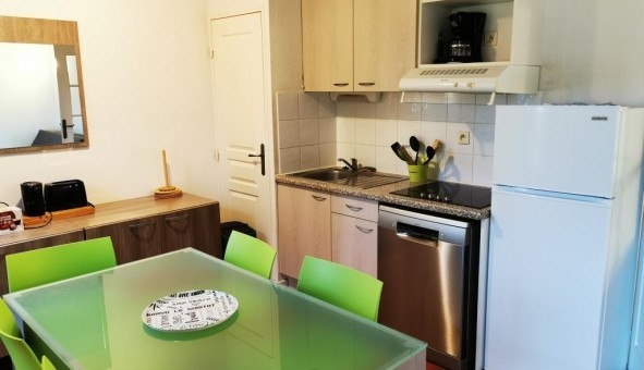 Logement tudiant T3 à Cairanne (84290)