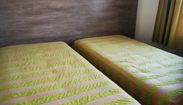 Logement tudiant T3 à Cairanne (84290)