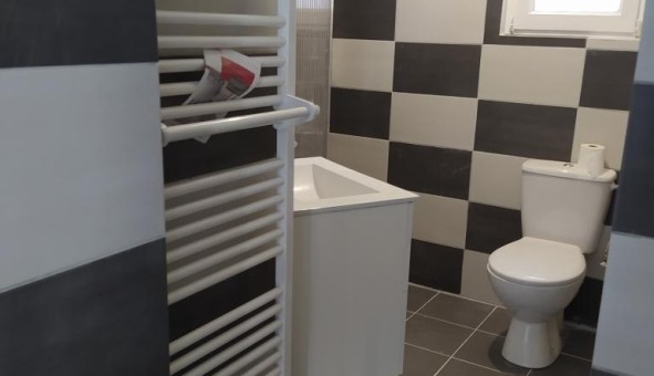 Logement �tudiant T3 &agrave; Caloire (42240)