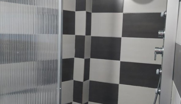 Logement �tudiant T3 &agrave; Caloire (42240)