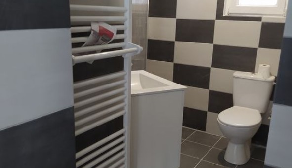 Logement �tudiant T3 &agrave; Caloire (42240)