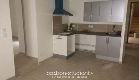 Logement tudiant T3 à Carpentras (84200)