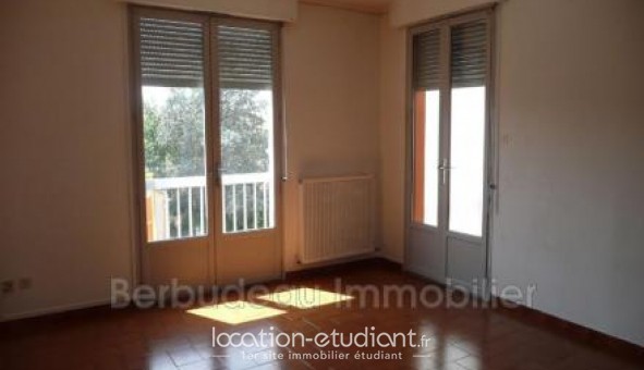 Logement tudiant T3 à Carpentras (84200)