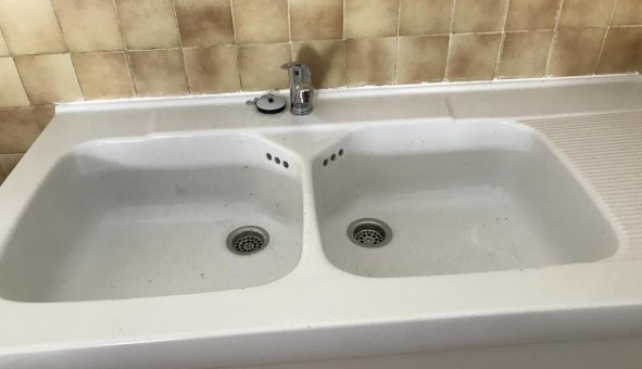 Logement tudiant T3 à Carpentras (84200)