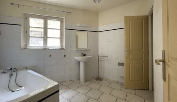 Logement tudiant T3 à Carpentras (84200)