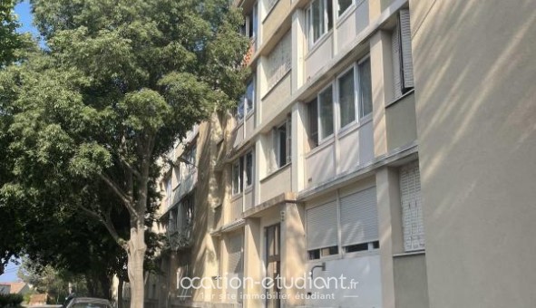Logement tudiant Location T3 Vide Carpentras (84200)