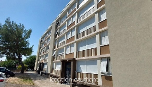 Logement tudiant T3 à Carpentras (84200)