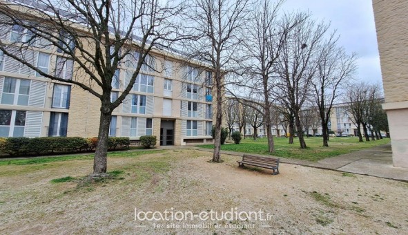 Logement tudiant T3 à Carpentras (84200)