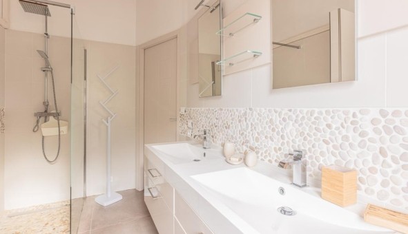 Logement �tudiant T3 &agrave; Cassis (13260)