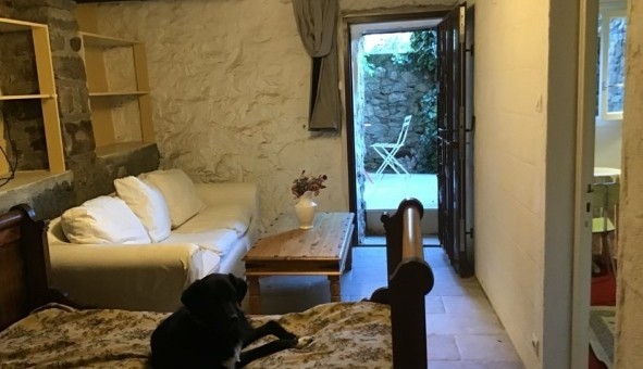 Logement tudiant T3 à Casteil (66820)