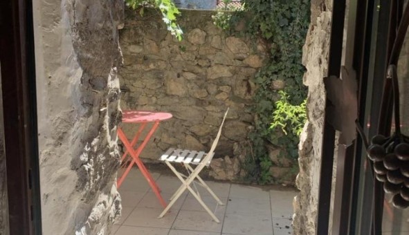 Logement tudiant T3 à Casteil (66820)