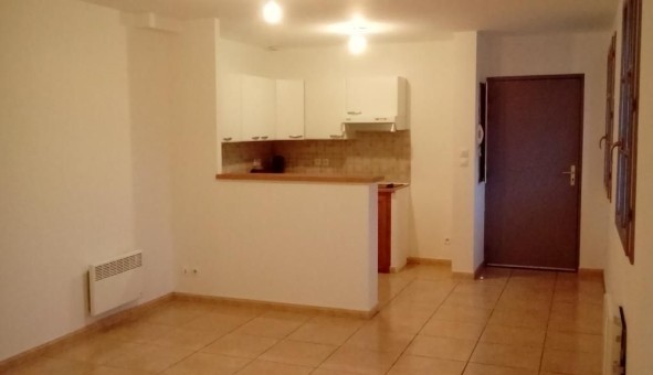 Logement �tudiant T3 &agrave; Castelnau de Guers (34120)