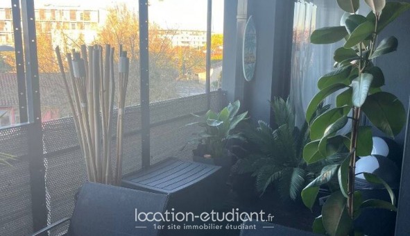 Logement tudiant T3 à Cenon (33150)