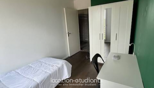 Logement tudiant T3 à Cenon (33150)